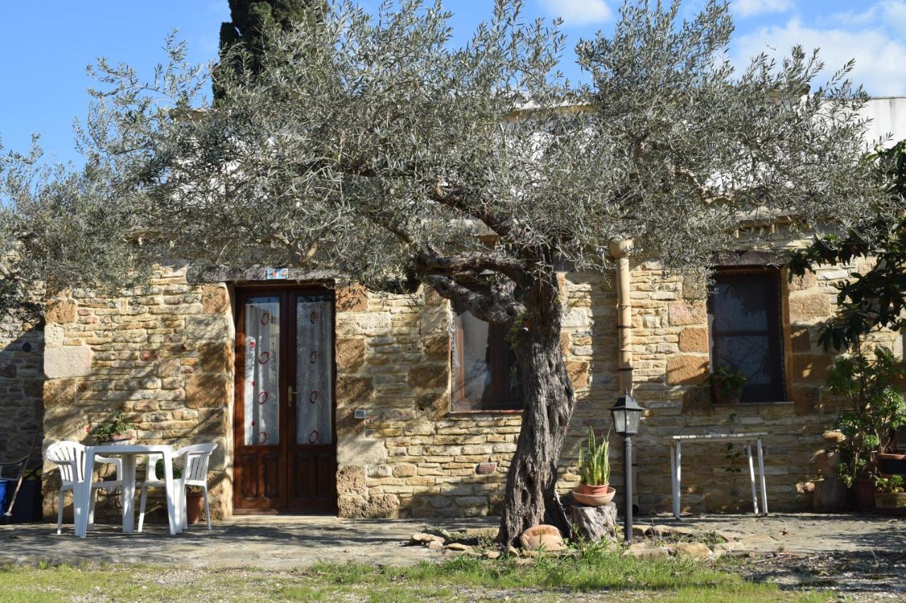 パチェーコ Casa Dell'Olio - Al Baglioヴィラ エクステリア 写真